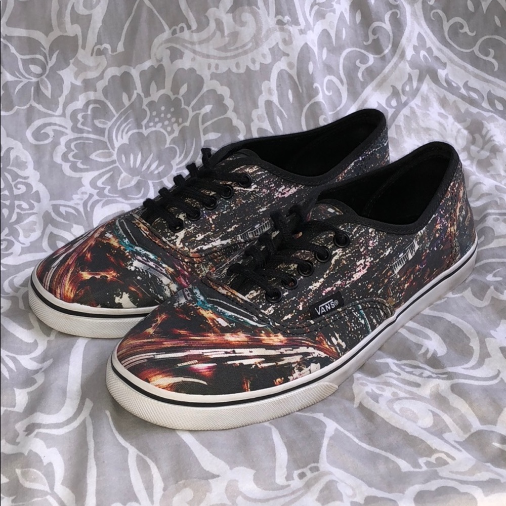 RARE City Light Vans
